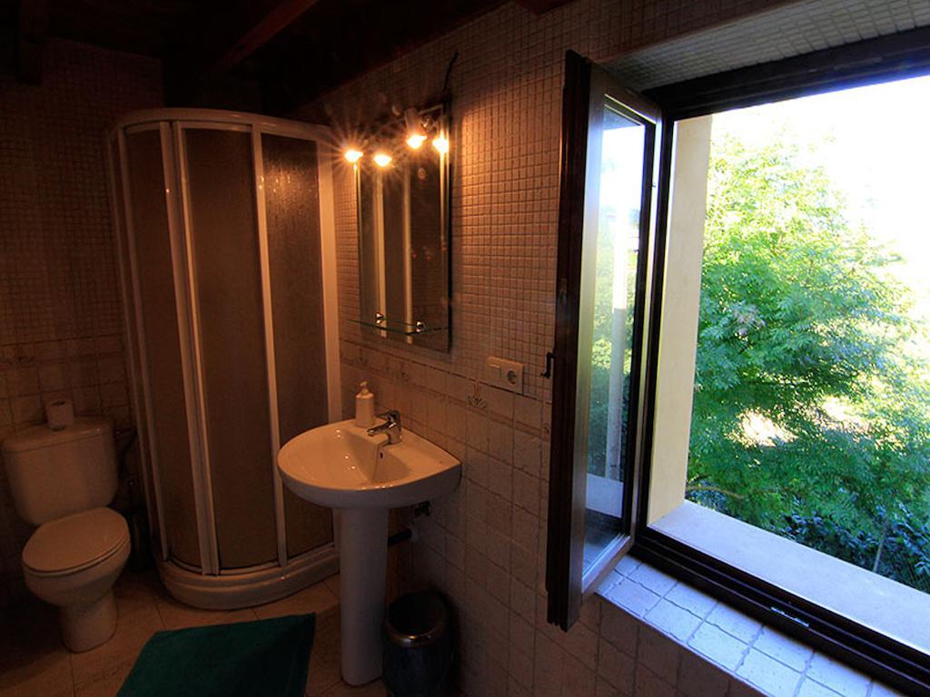 Apartamentos La Corona Llames de Parres Quarto foto